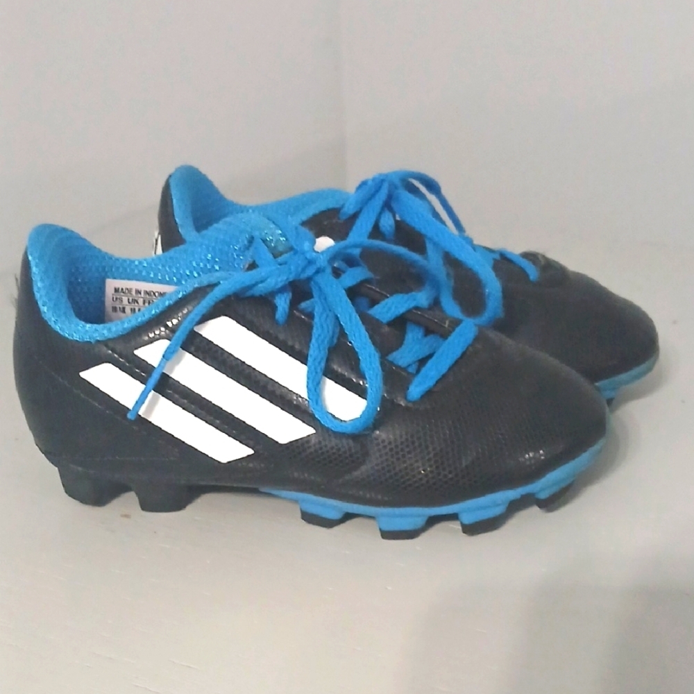Adidas  cicks Kids Black and Blue Soccer Shoes, Sz 10.5 Kids Size pre-owned